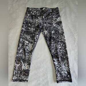 Fabletics Black and White Splatter Leggings Capris